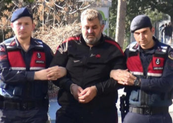 Kaçak müteahhit ‘depremzede’ olarak kaldığı 5 yıldızlı otelde yakalandı